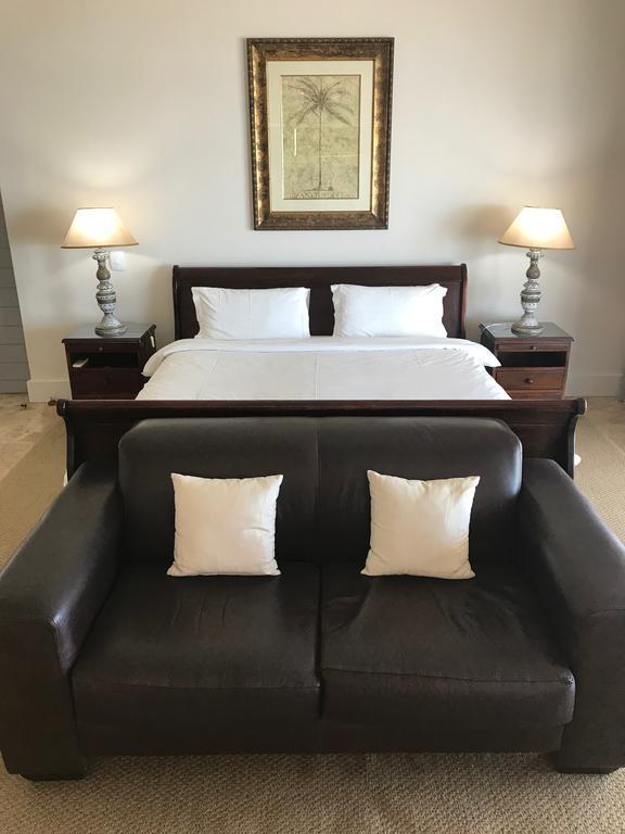 51 On Camps Bay Hotel Cape Town Exterior photo